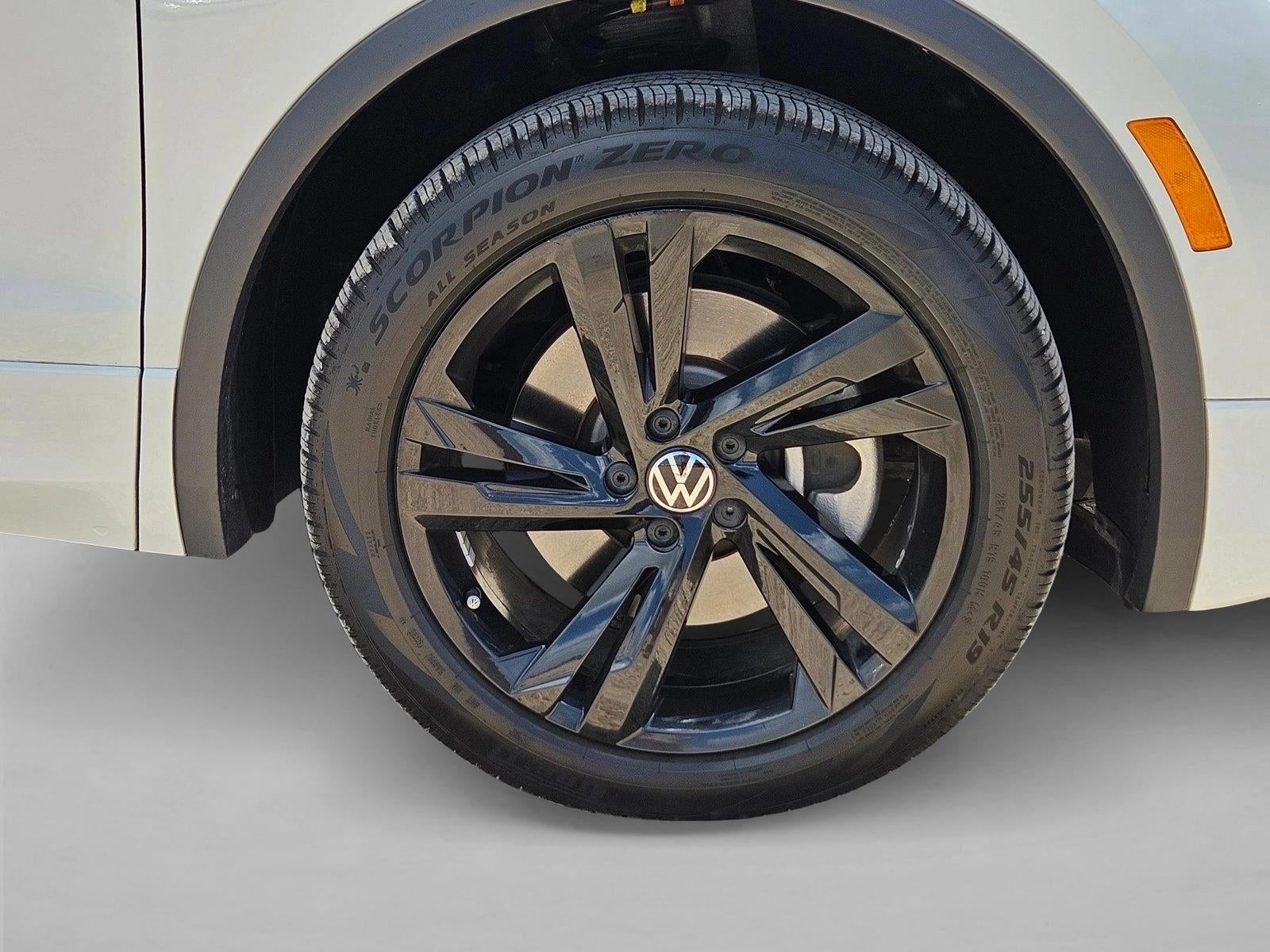2023 Volkswagen Tiguan 2.0T SE R-Line Black FWD