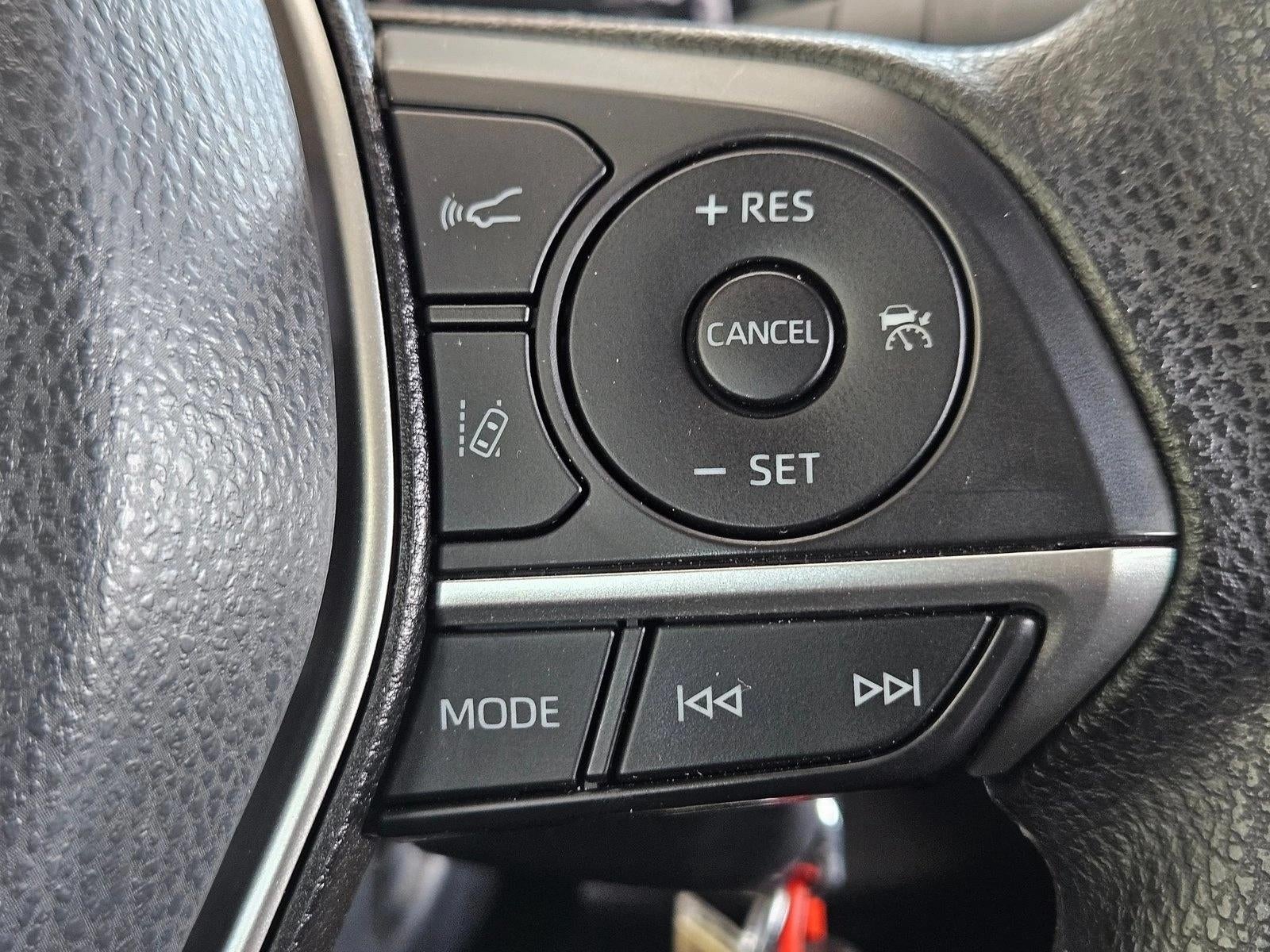 2024 Toyota Camry LE Auto (SE)