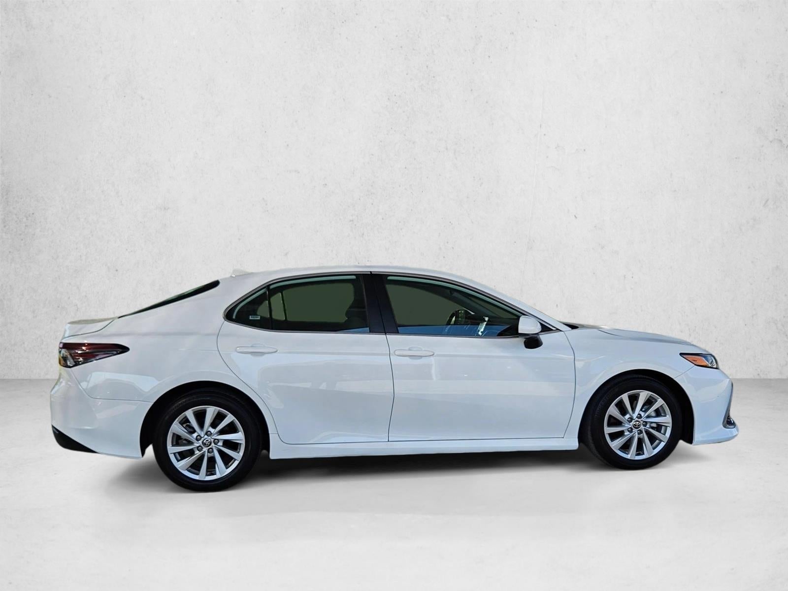 2024 Toyota Camry LE Auto (SE)