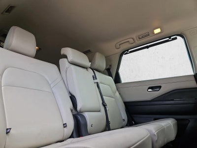 2022 Nissan Pathfinder SL 4WD