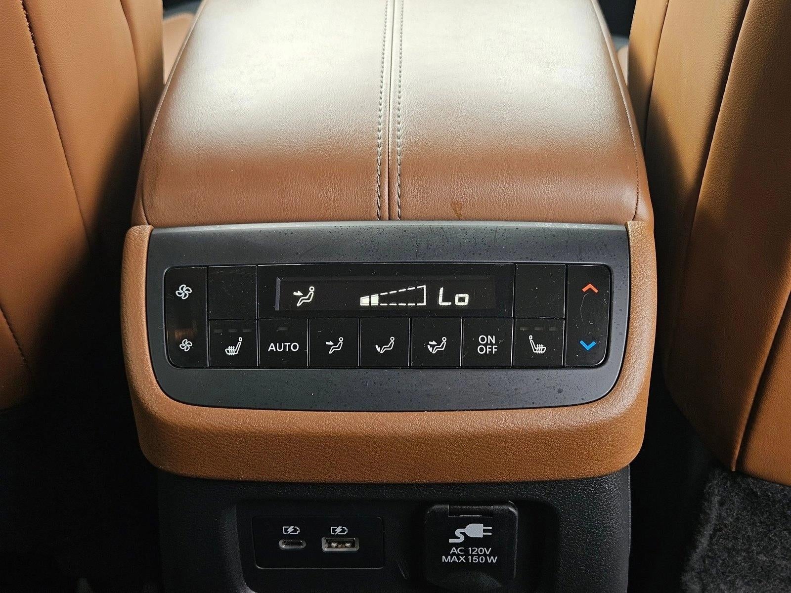 2022 Nissan Pathfinder Platinum 4WD