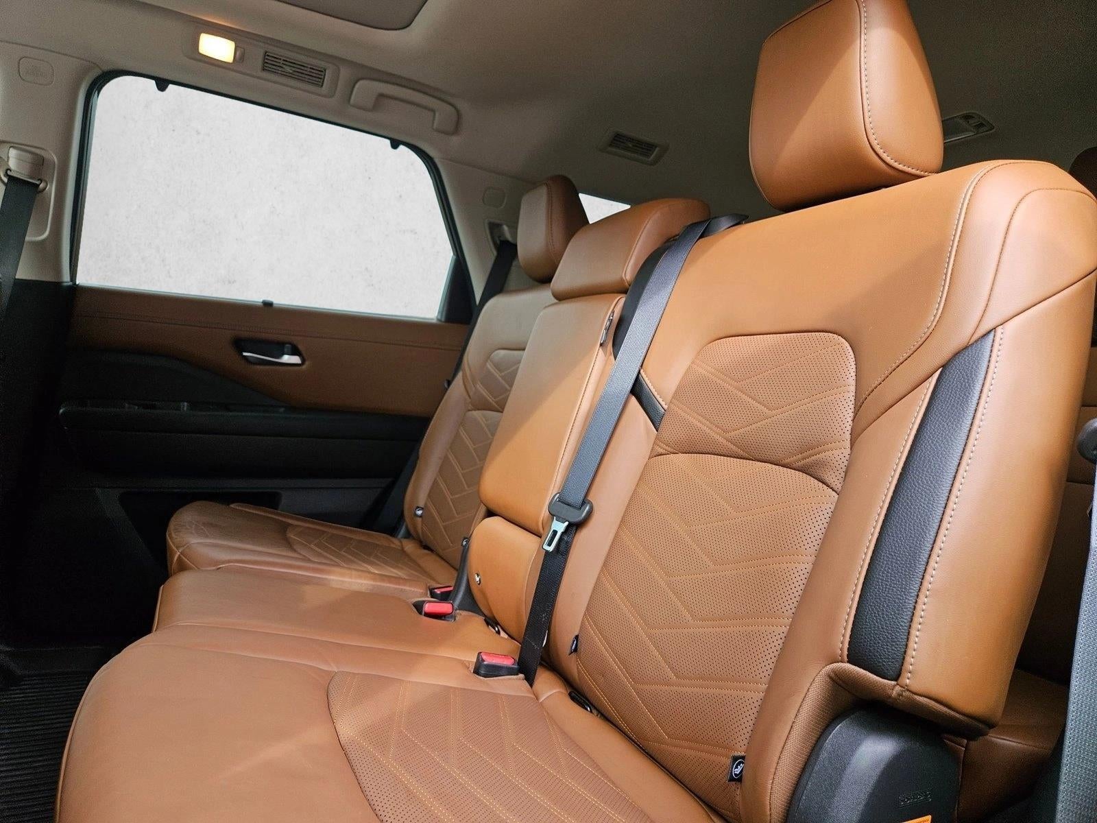 2022 Nissan Pathfinder Platinum 4WD