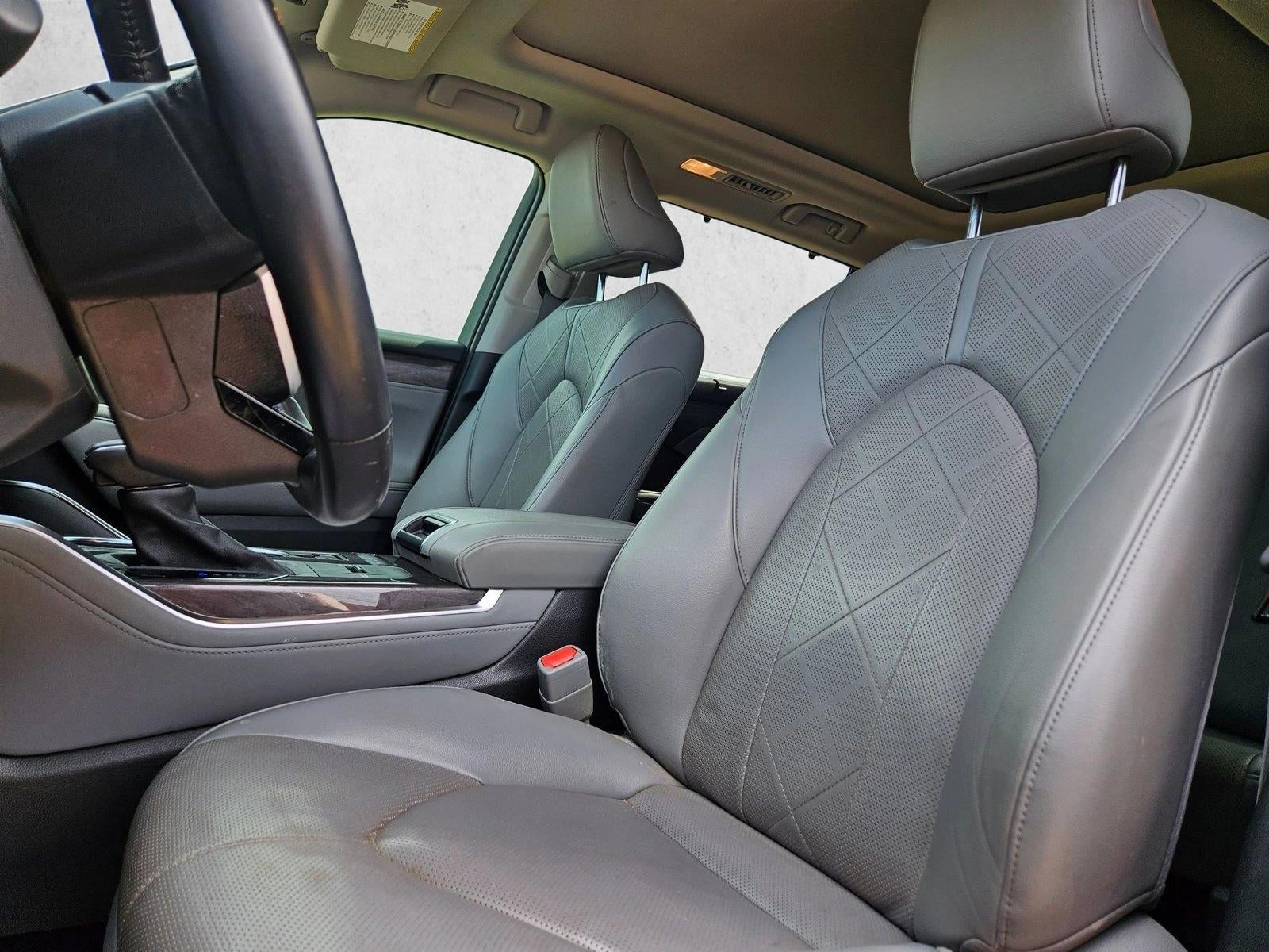 2022 Toyota Highlander Platinum FWD (Natl)
