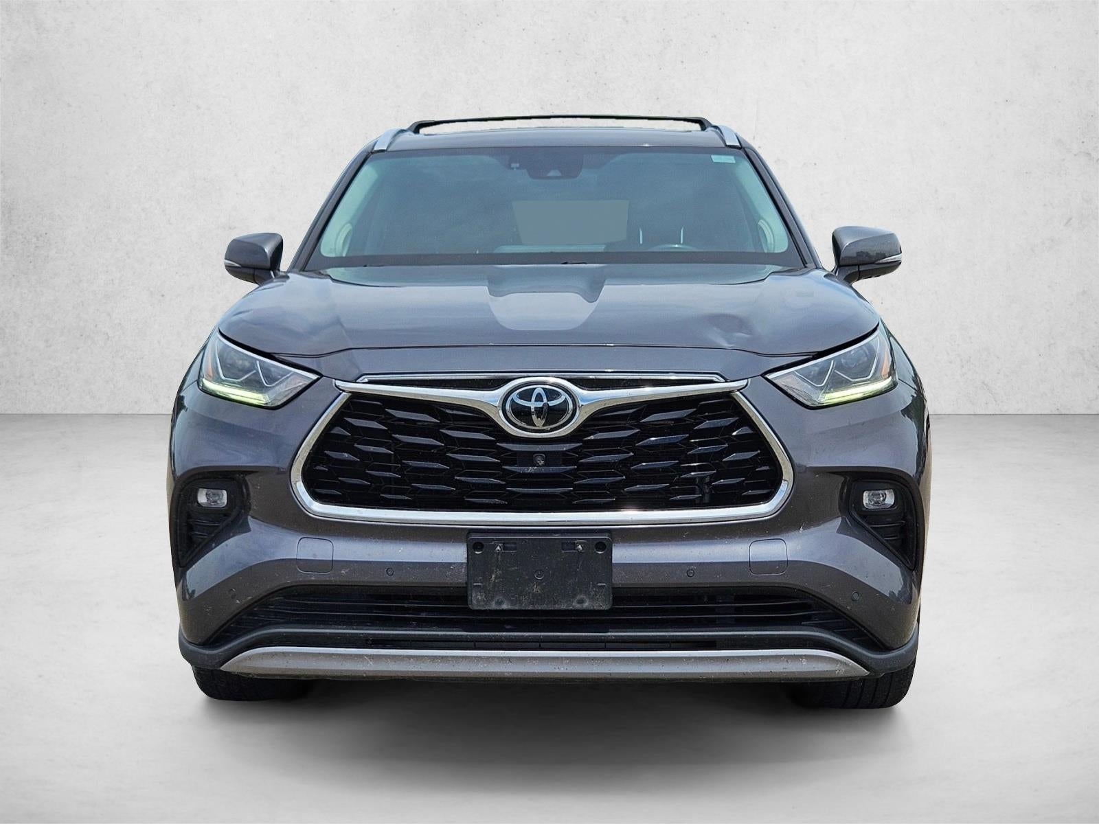 2022 Toyota Highlander Platinum FWD (Natl)