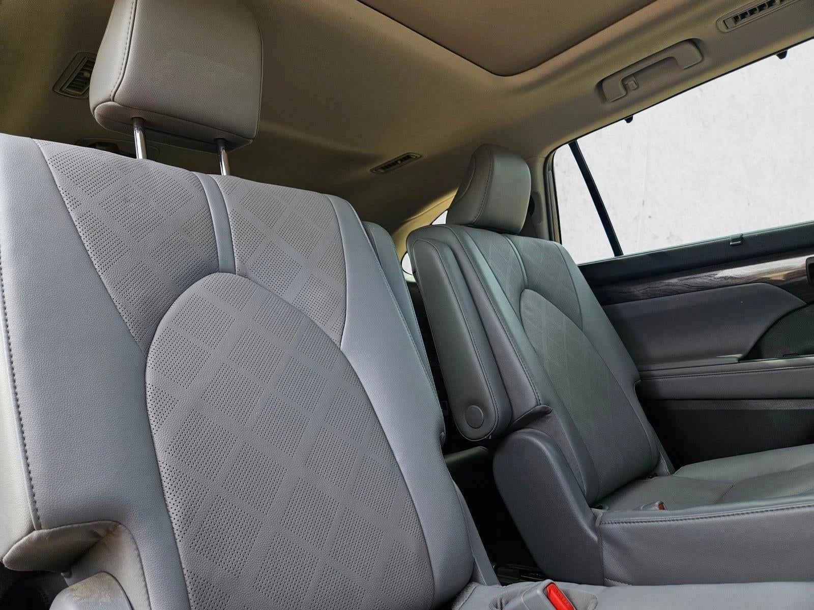 2022 Toyota Highlander Platinum FWD (Natl)