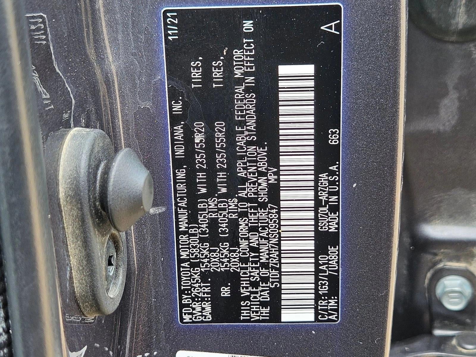 2022 Toyota Highlander Platinum FWD (Natl)
