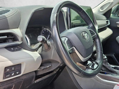 2022 Toyota Highlander Platinum FWD (Natl)