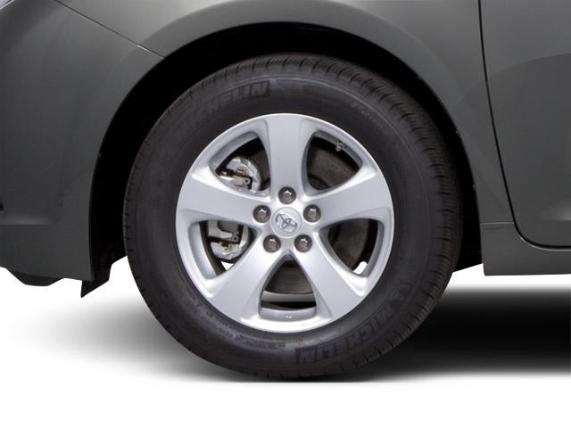 2012 Toyota Sienna 5dr 7-Pass Van I4 FWD (Natl)