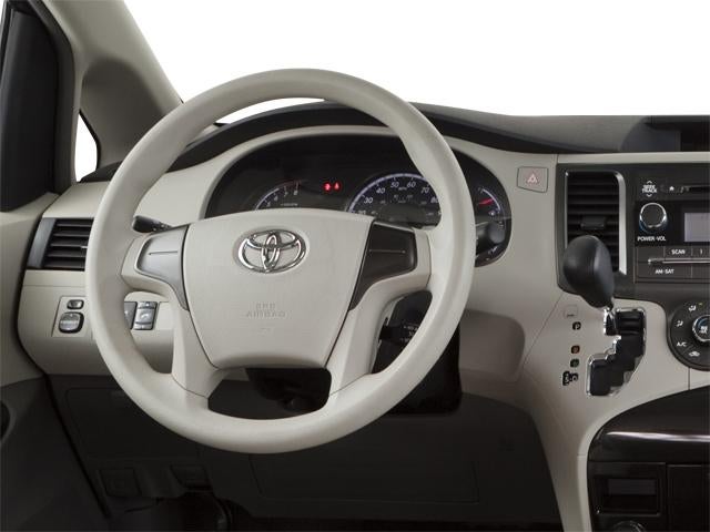 2012 Toyota Sienna 5dr 7-Pass Van I4 FWD (Natl)