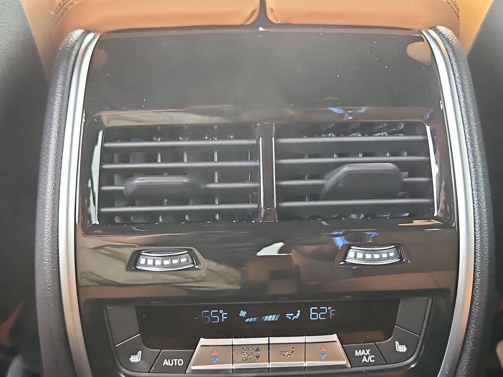 2026 BMW X7 xDrive40i Sports Activity Vehicle