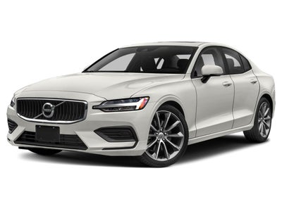 2022 Volvo S60 B5 FWD Momentum