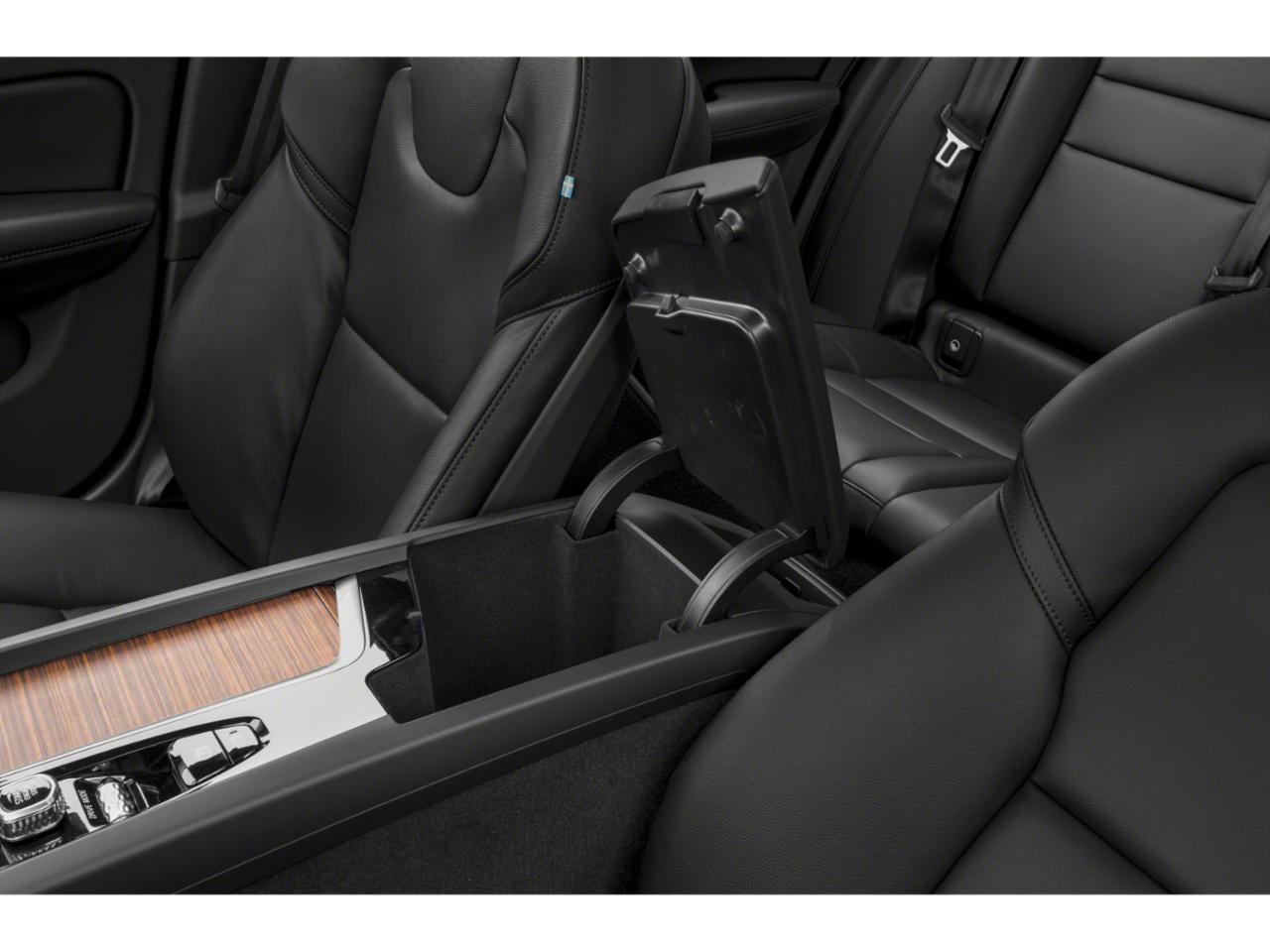 2022 Volvo S60 B5 FWD Momentum