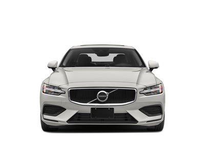 2022 Volvo S60 B5 FWD Momentum