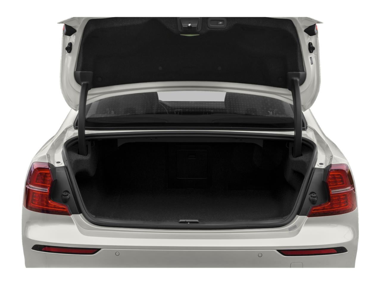 2022 Volvo S60 B5 FWD Momentum
