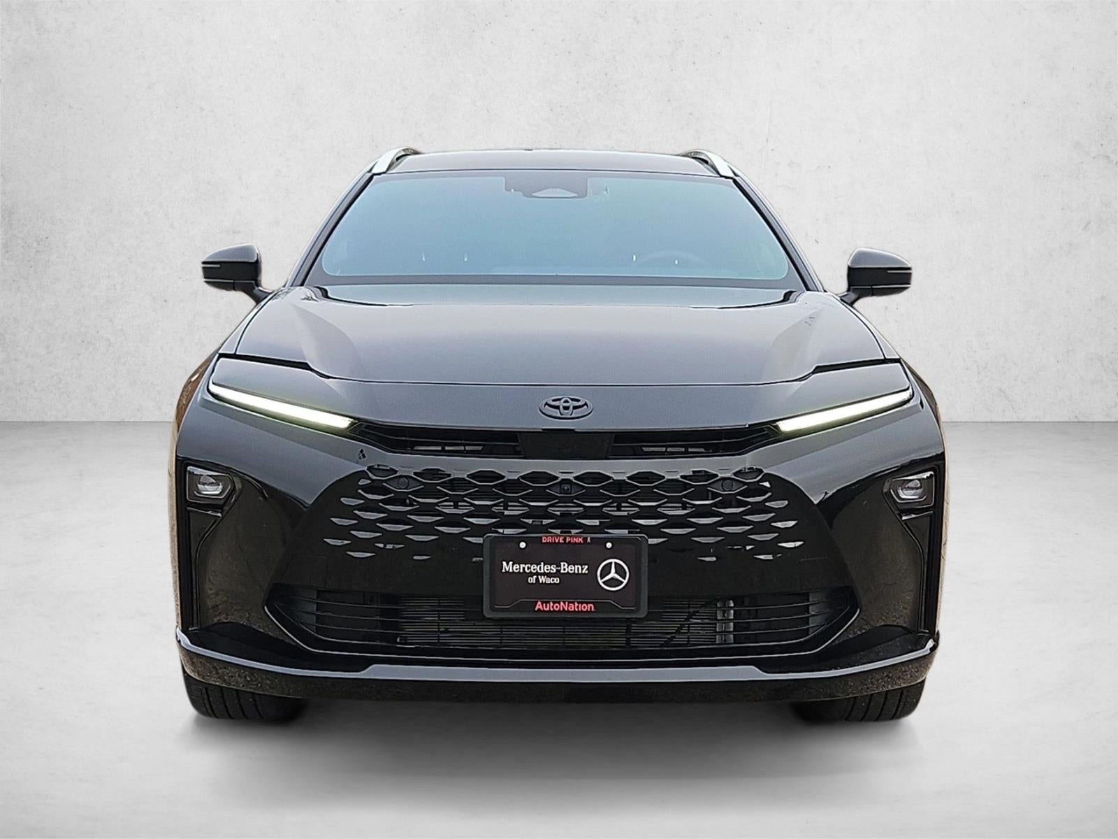 2025 Toyota Crown Signia Limited AWD (Natl)