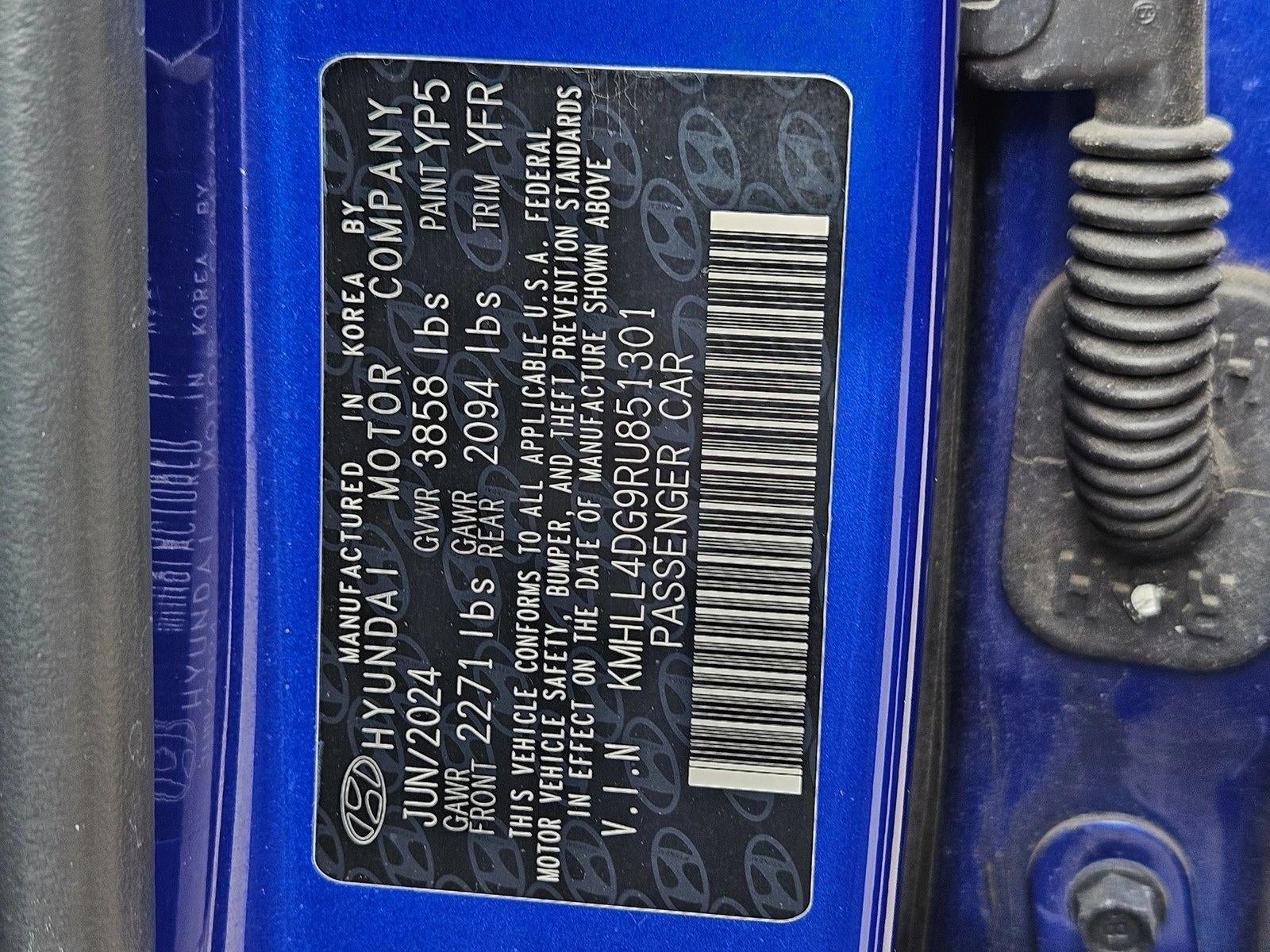 2024 Hyundai ELANTRA SE IVT