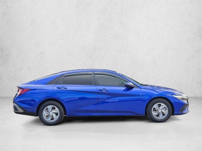 2024 Hyundai ELANTRA SE IVT