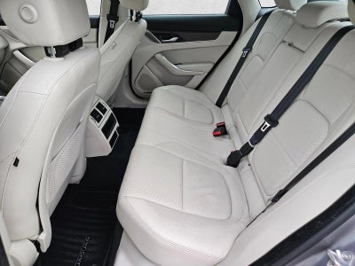 2021 Jaguar XF SE Sedan RWD