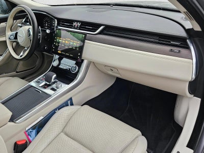 2021 Jaguar XF SE Sedan RWD