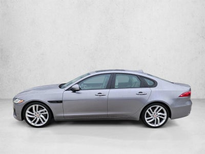 2021 Jaguar XF SE Sedan RWD