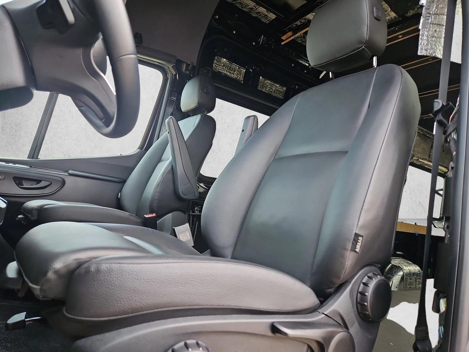 2022 Mercedes-Benz Sprinter Cargo Van 2500 High Roof V6 170" 4WD