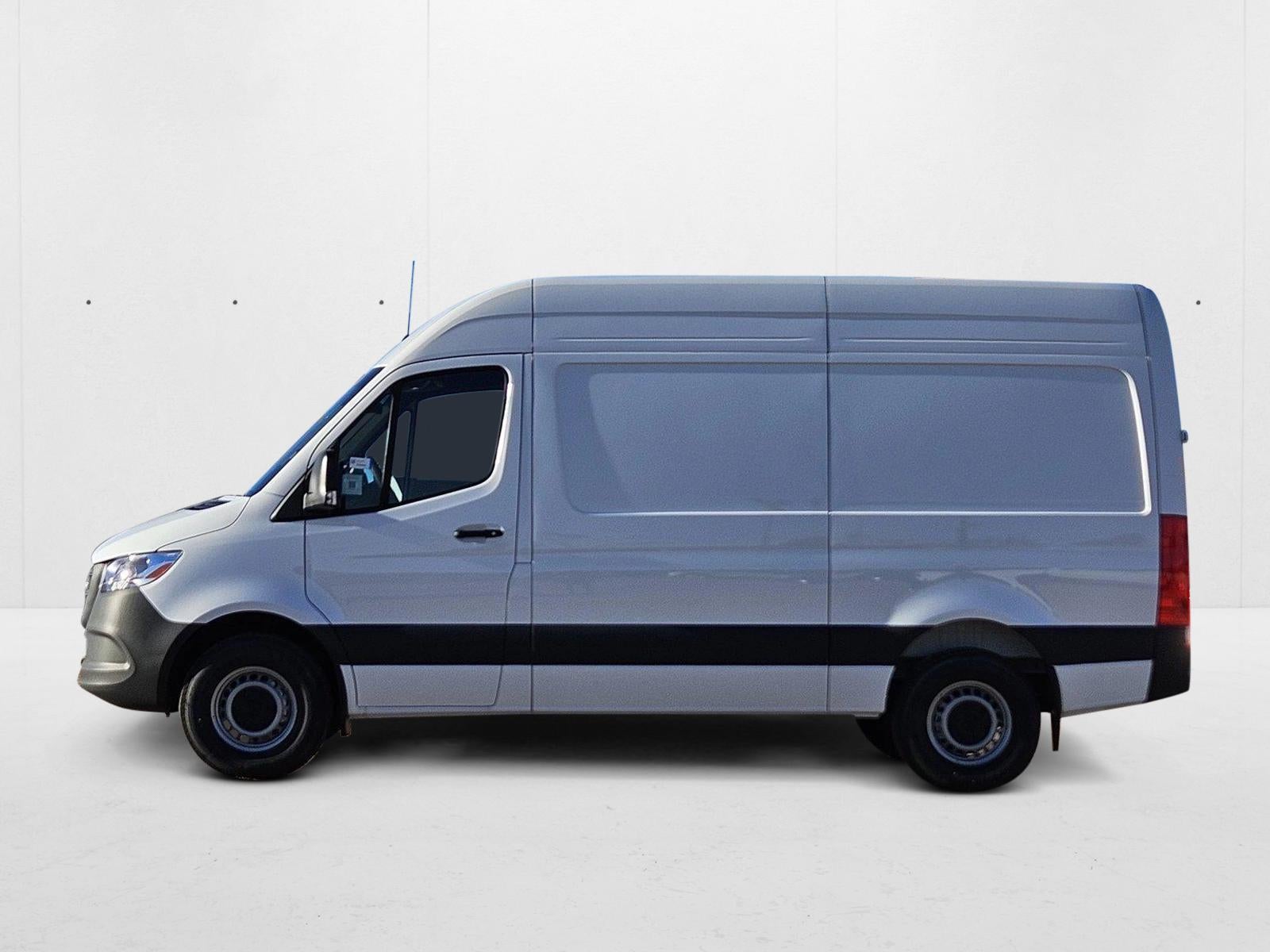 2025 Mercedes-Benz Sprinter Cargo Van 2500 Standard Roof I4 Diesel 144" RWD