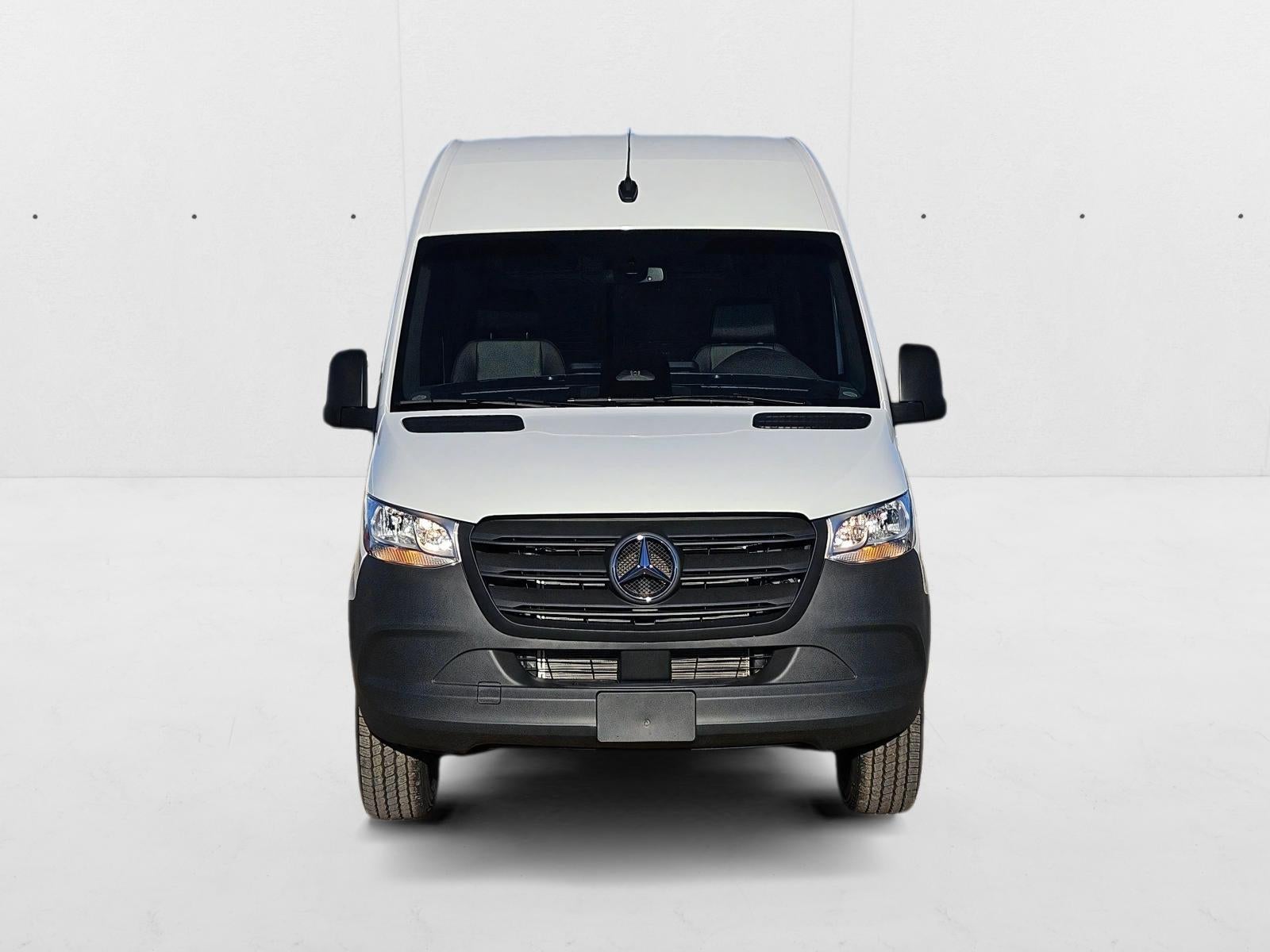 2025 Mercedes-Benz Sprinter Cargo Van 2500 Standard Roof I4 Diesel 144" RWD