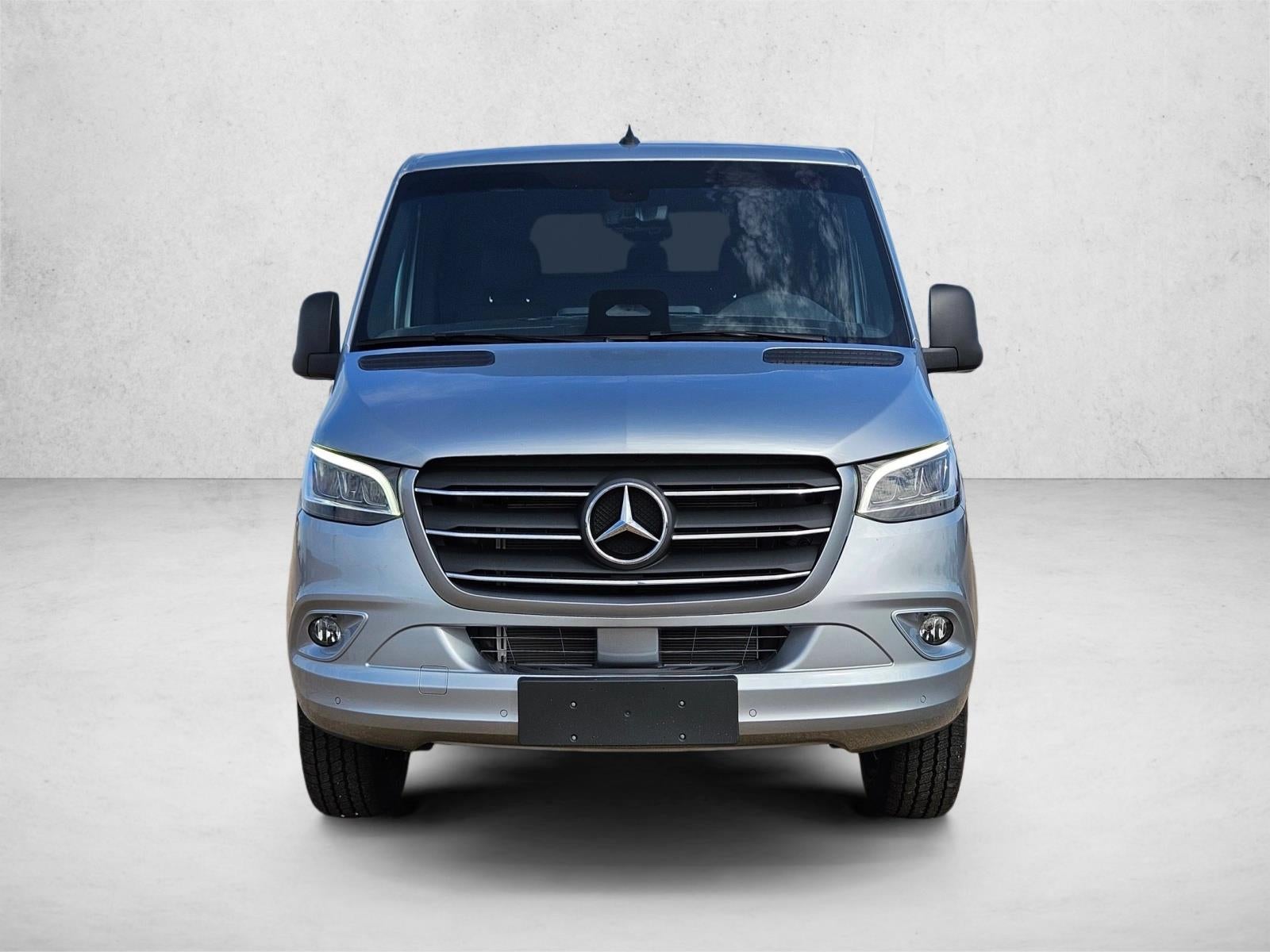 2025 Mercedes-Benz Sprinter Cargo Van 2500 Standard Roof I4 Diesel 144" RWD