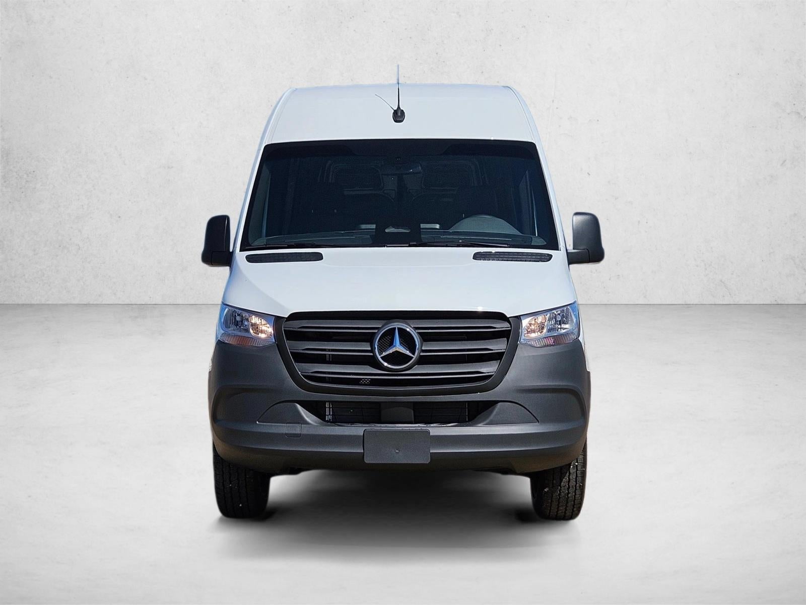2025 Mercedes-Benz Sprinter Cargo Van 2500 Standard Roof I4 Diesel 144" RWD