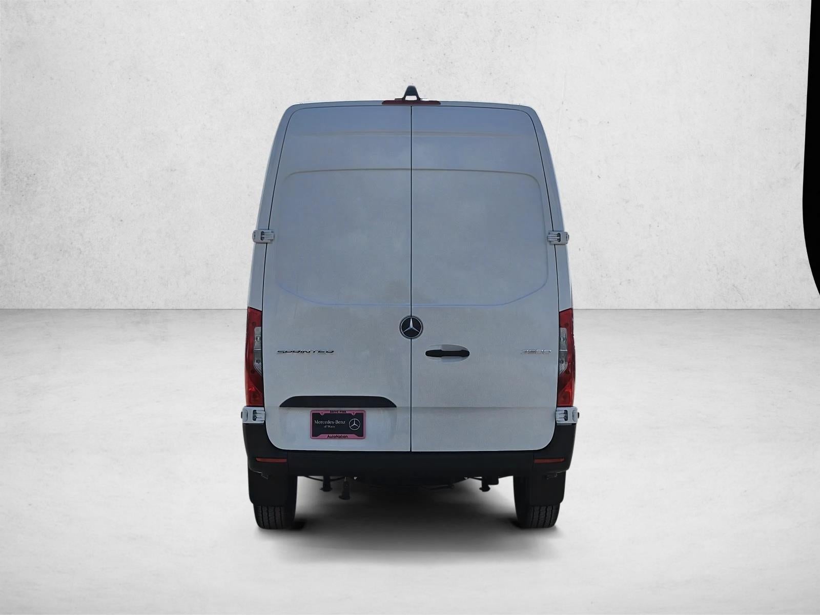 2025 Mercedes-Benz Sprinter Cargo Van 2500 Standard Roof I4 Diesel HO 144" RWD