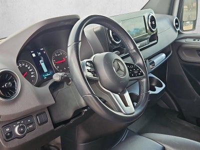 2022 Mercedes-Benz Sprinter Passenger Van 2500 Standard Roof V6 144" RWD