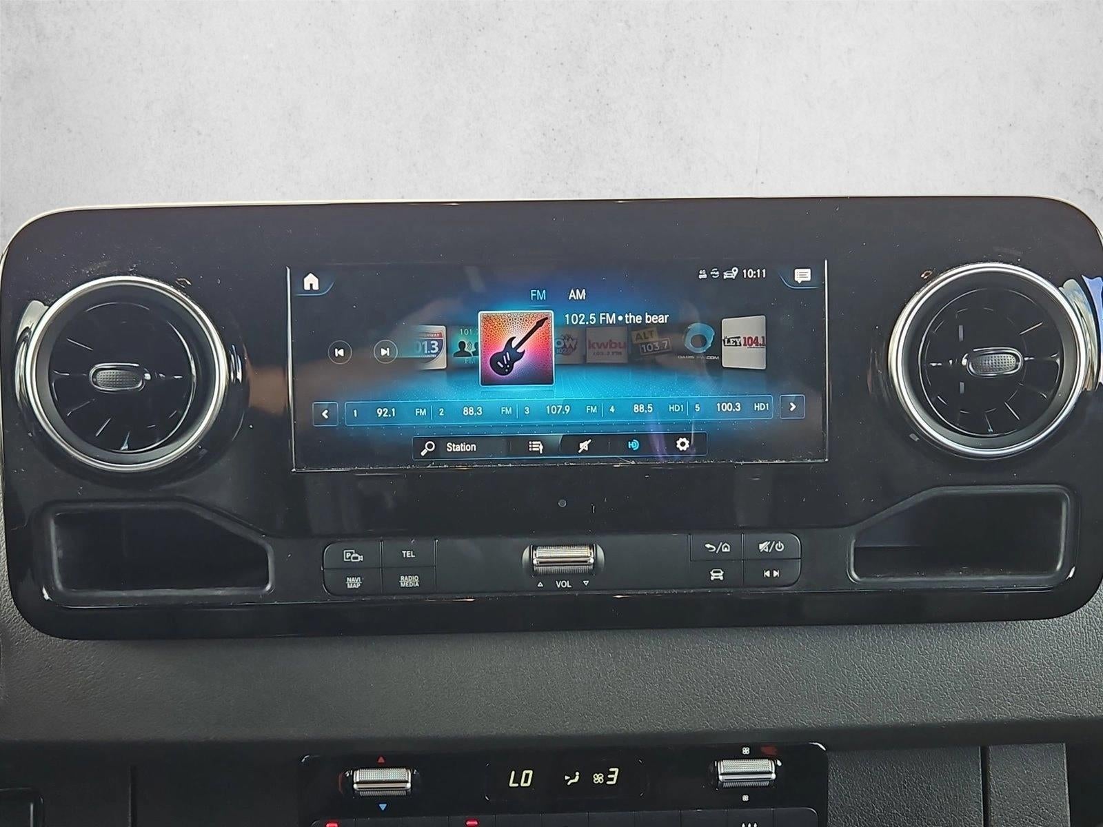 2022 Mercedes-Benz Sprinter Passenger Van 2500 Standard Roof V6 144" RWD