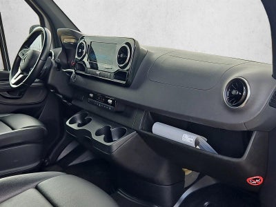 2022 Mercedes-Benz Sprinter Passenger Van 2500 Standard Roof V6 144" RWD