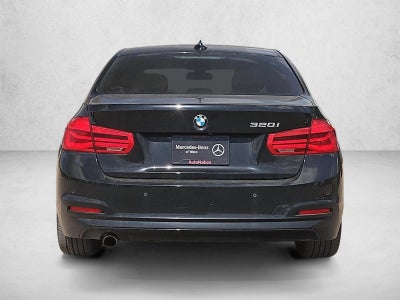 2016 BMW 320i Sedan