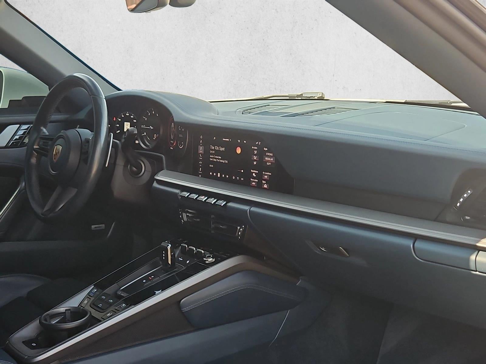 2020 Porsche 911 Carrera 4S Cabriolet
