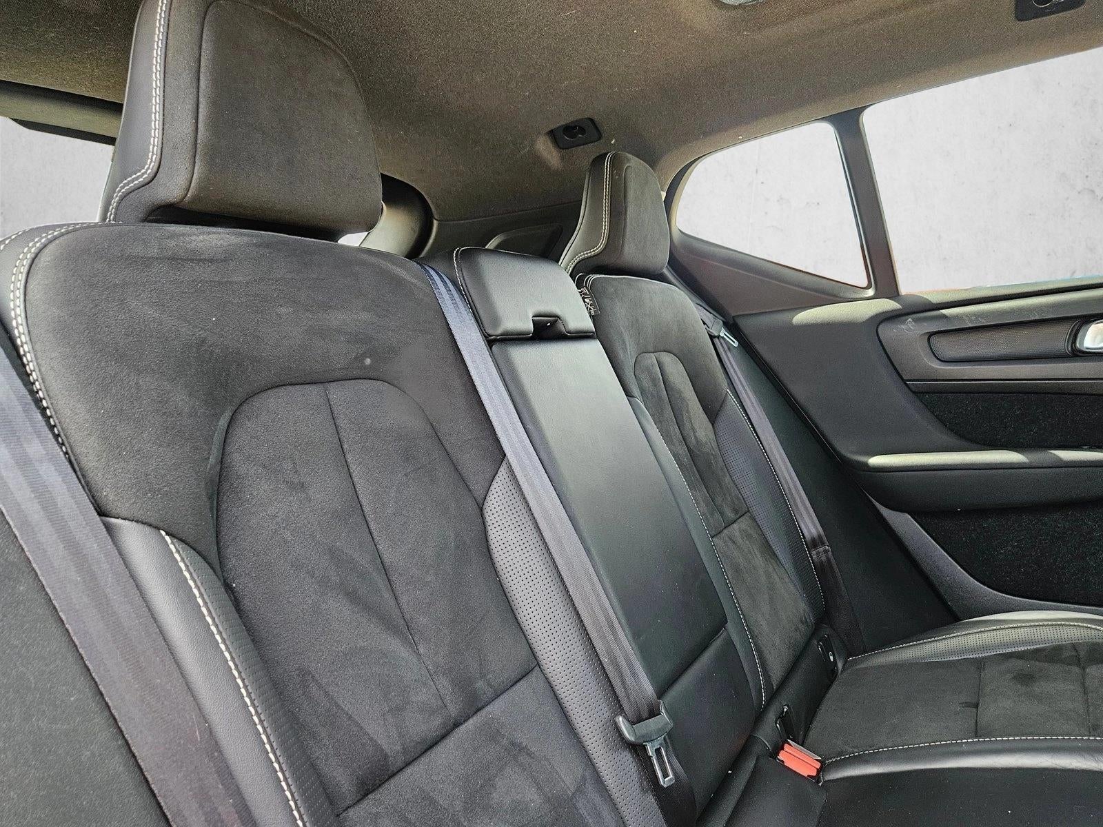 2019 Volvo XC40 T5 AWD R-Design