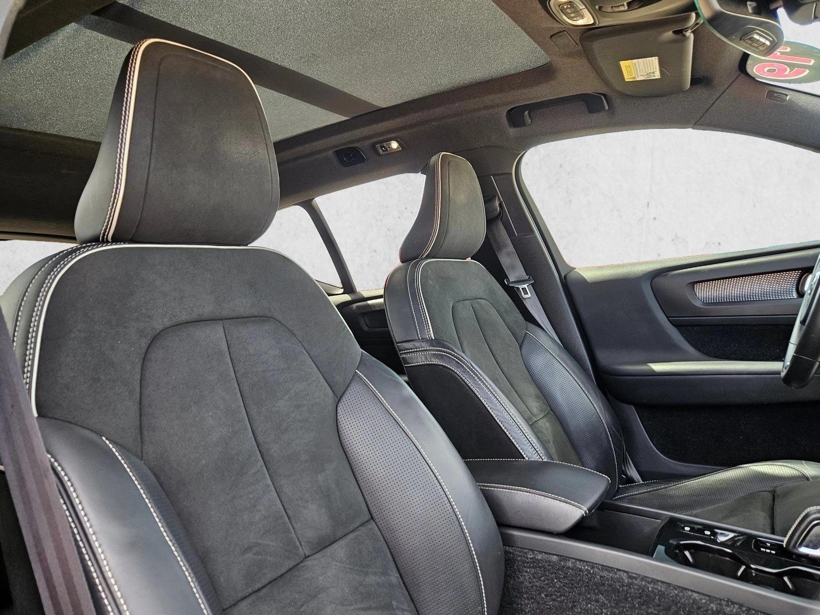 2019 Volvo XC40 T5 AWD R-Design