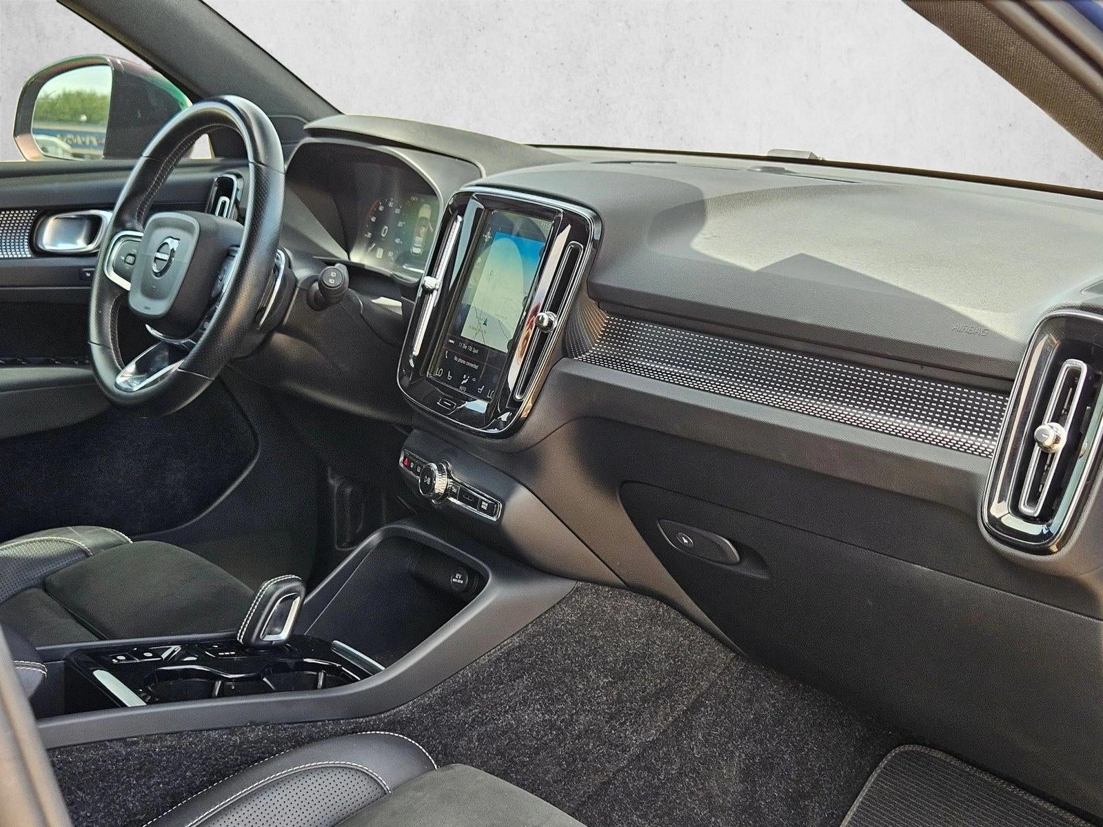 2019 Volvo XC40 T5 AWD R-Design