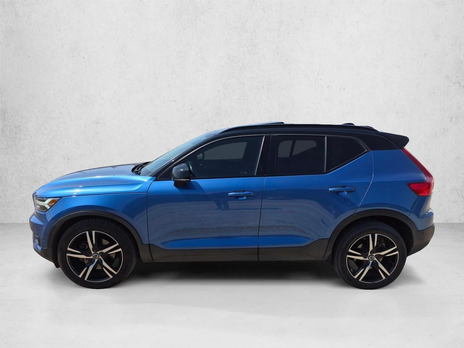 2019 Volvo XC40 T5 AWD R-Design