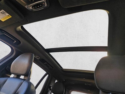 2017 Volvo XC90 T6 AWD 7-Passenger Momentum