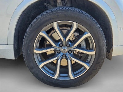 2017 Volvo XC90 T6 AWD 7-Passenger Momentum