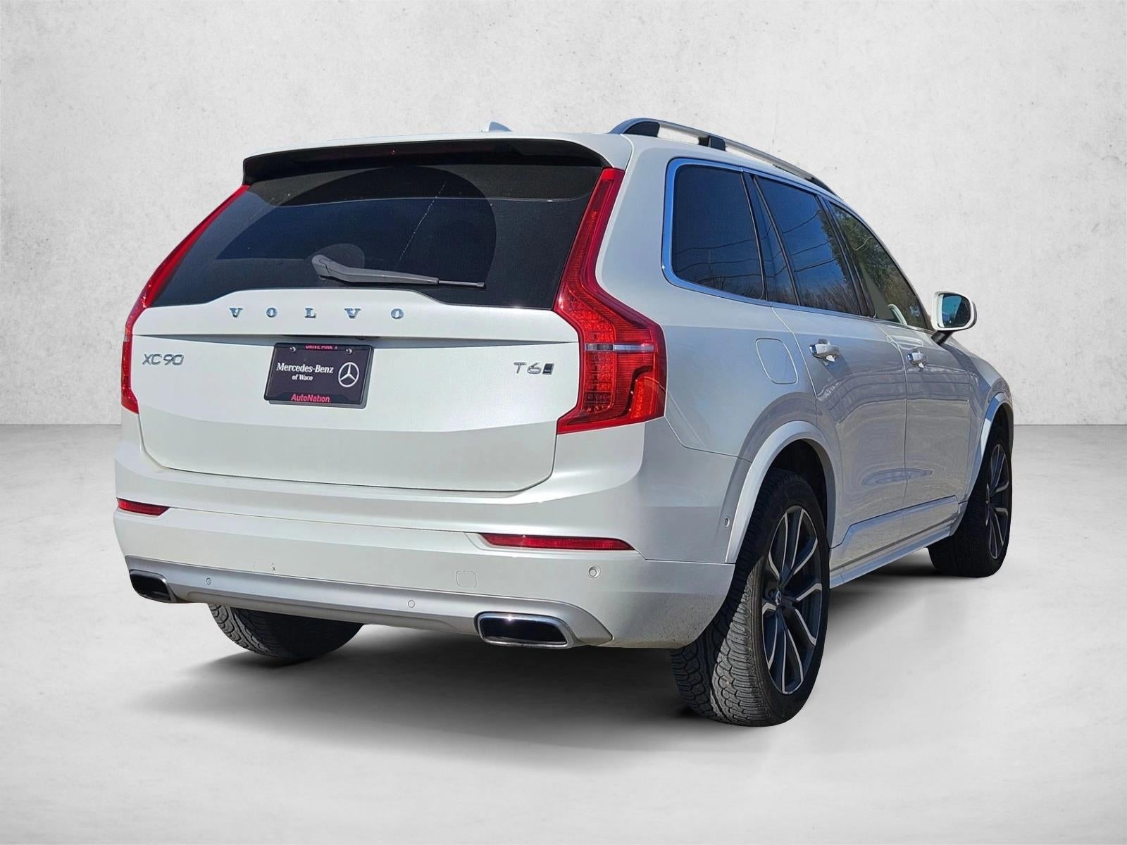 2017 Volvo XC90 T6 AWD 7-Passenger Momentum